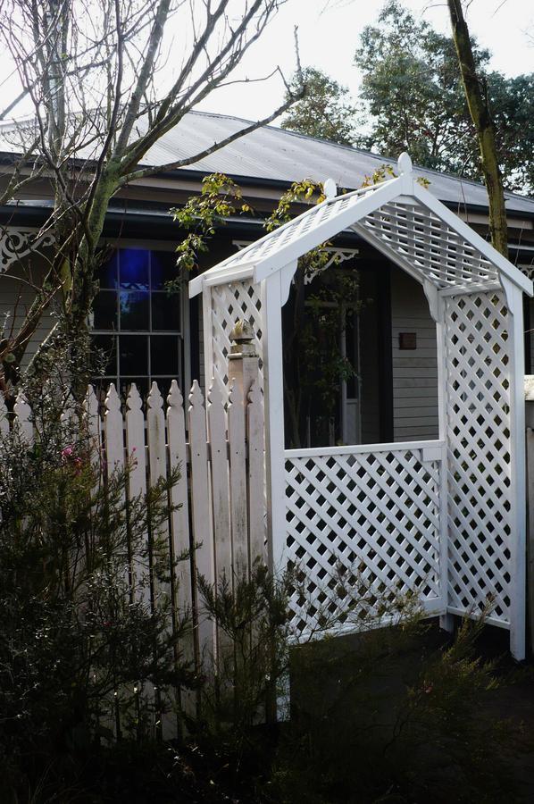 Brockworth Cottage Christchurch Exterior photo